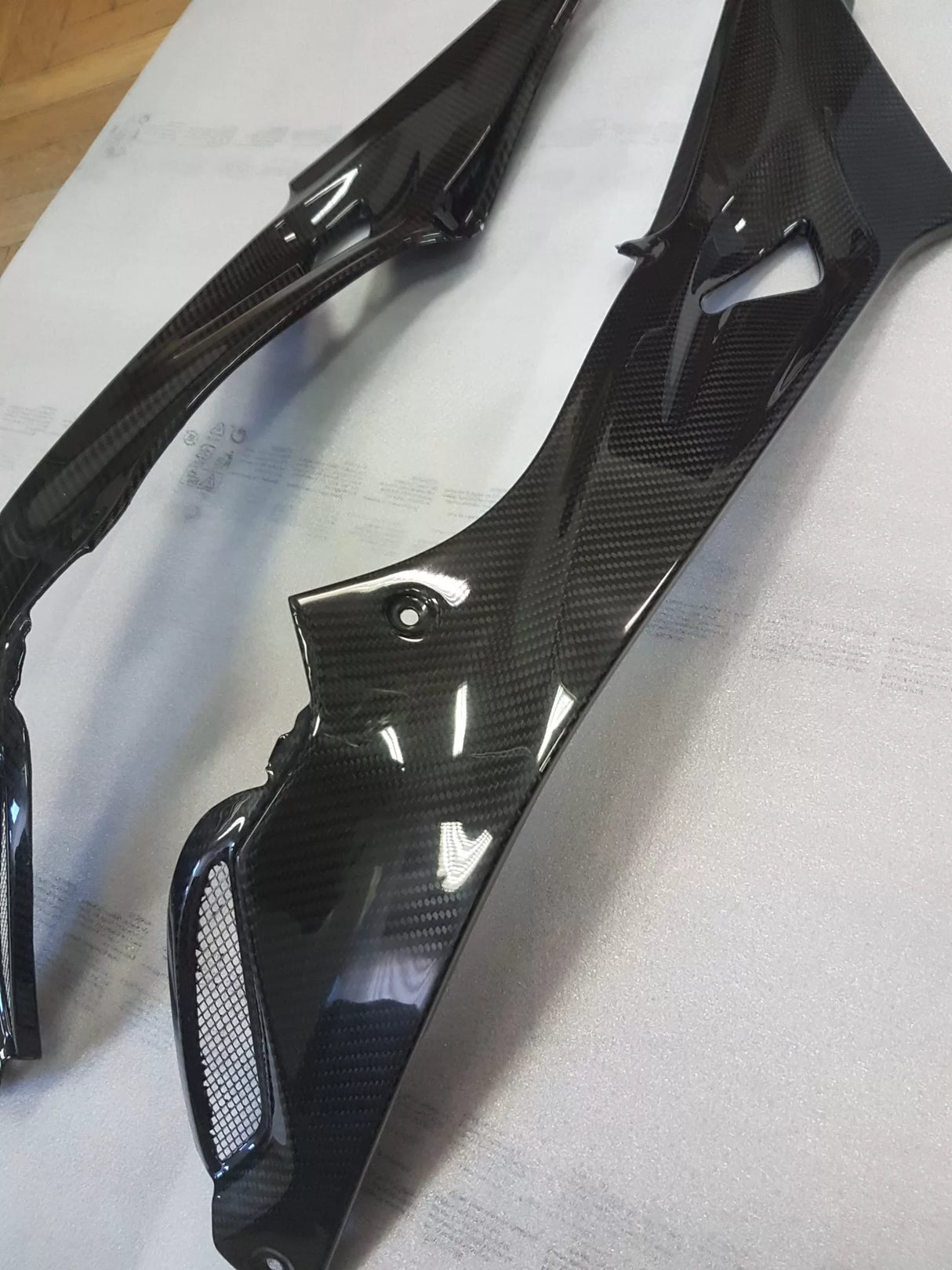 BMW S 1000RR 2015-2018 Carbon Fiber Side Tank Panels