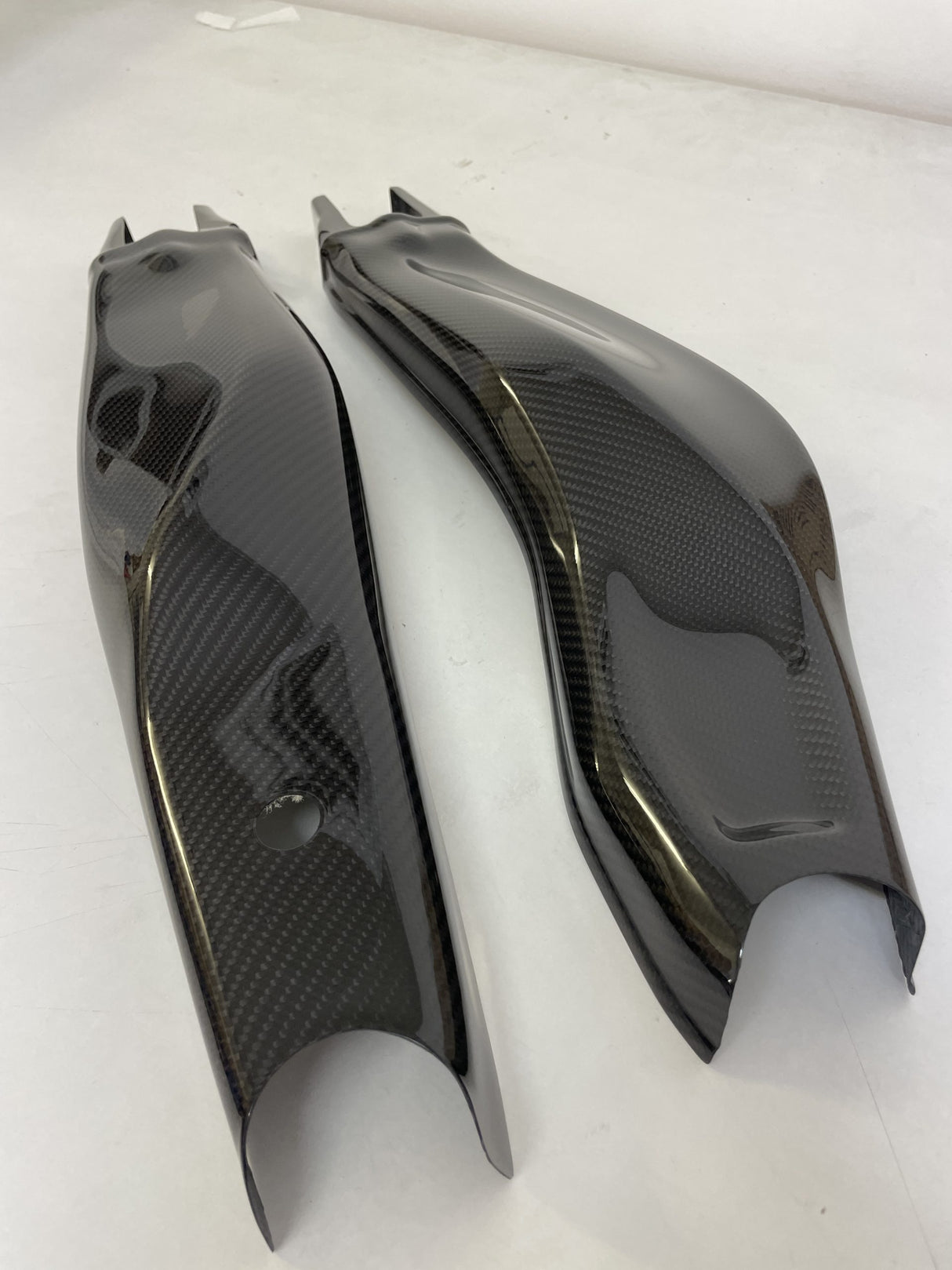 YAMAHA MT-09 2021-2025 Carbon Fiber Swingarm Covers