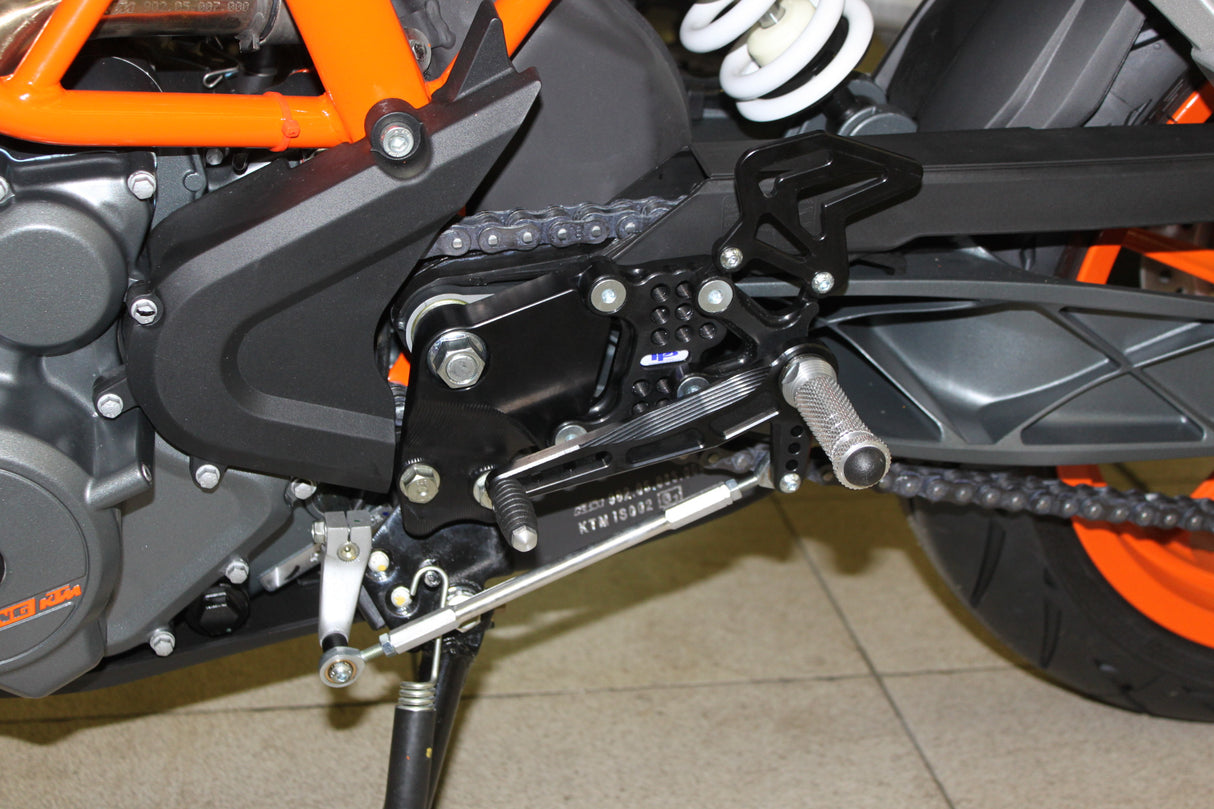 Rear Set KTM Duke SM 125/200/390 (2011-2017)