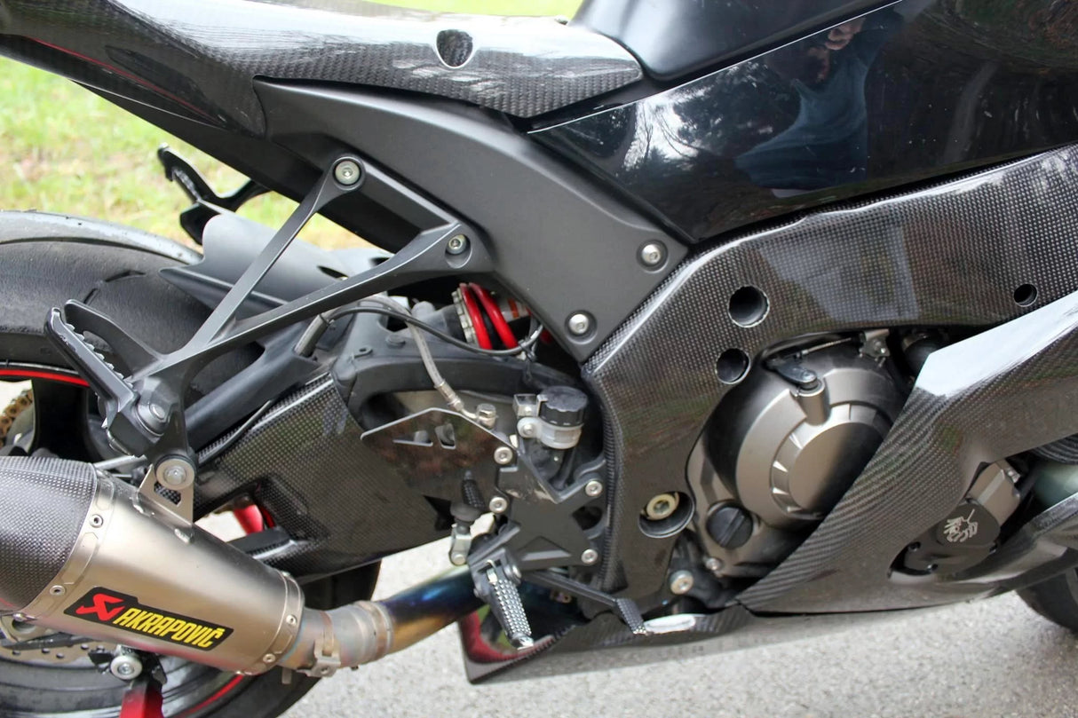 Kawasaki ZX10R 2011-2015 Carbon Fiber Swingarm Covers