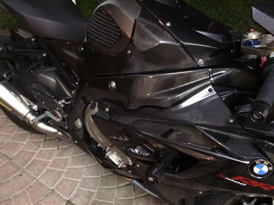 BMW S 1000RR 2009-2014 Carbon Fiber Air Infill Panels