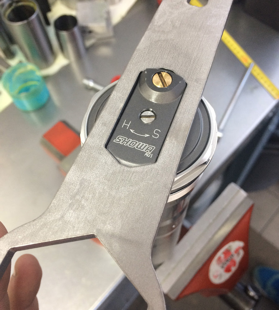 Multifunction wrench WP43 AER - Showa49 - KYB Shock - Lainer Suspension