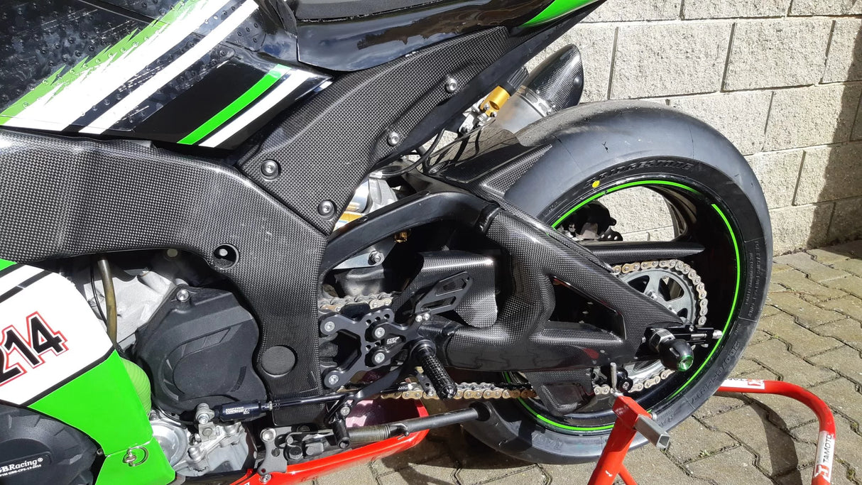 Kawasaki Ninja ZX10R 2011-2024 Carbon Fiber Rear Hugger