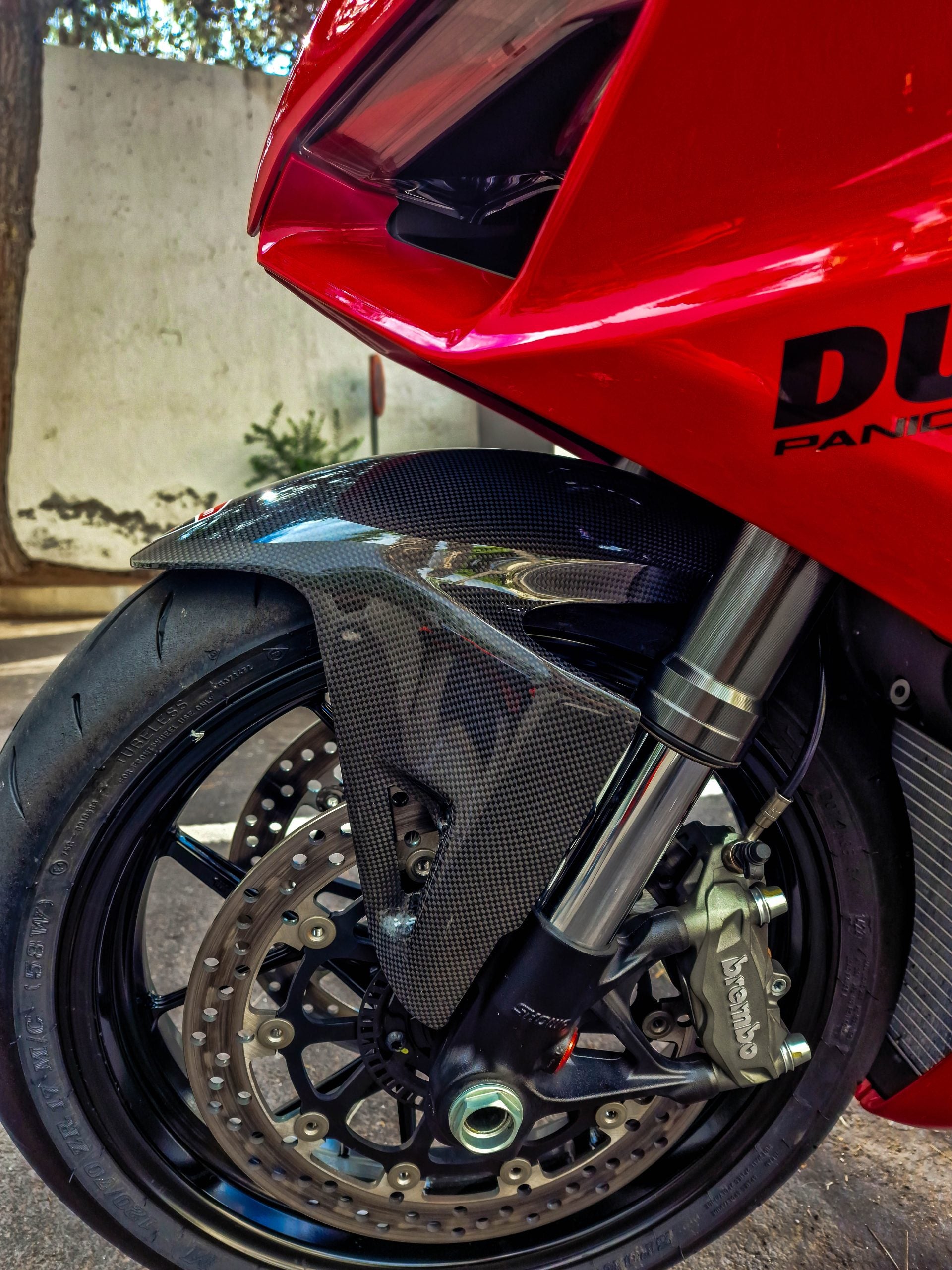 DUCATI Panigale V4 Carbon Fiber Front Fender – msliders