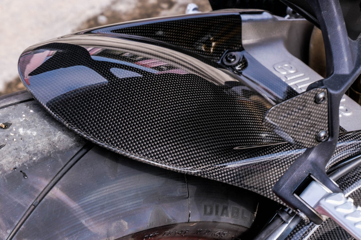 APRILIA RSV4 2009-2020 Carbon Fiber Rear Hugger