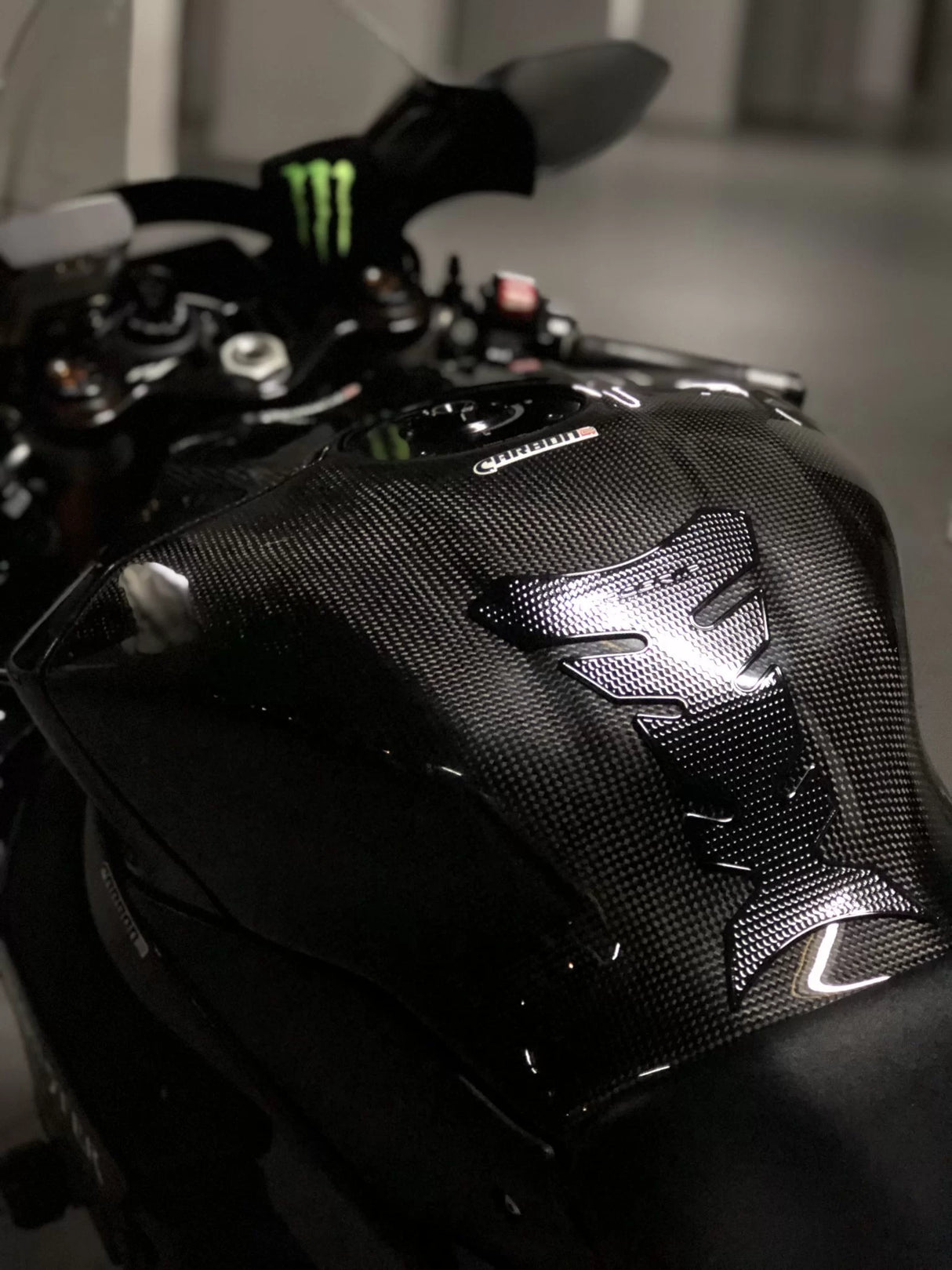 YAMAHA R1 2015-2024 Carbon Fiber Full Tank Cover