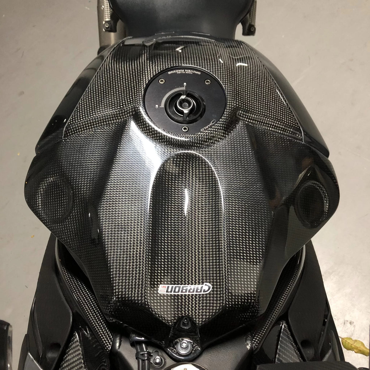 YAMAHA R1 2015-2024 Carbon Fiber Full Tank Cover