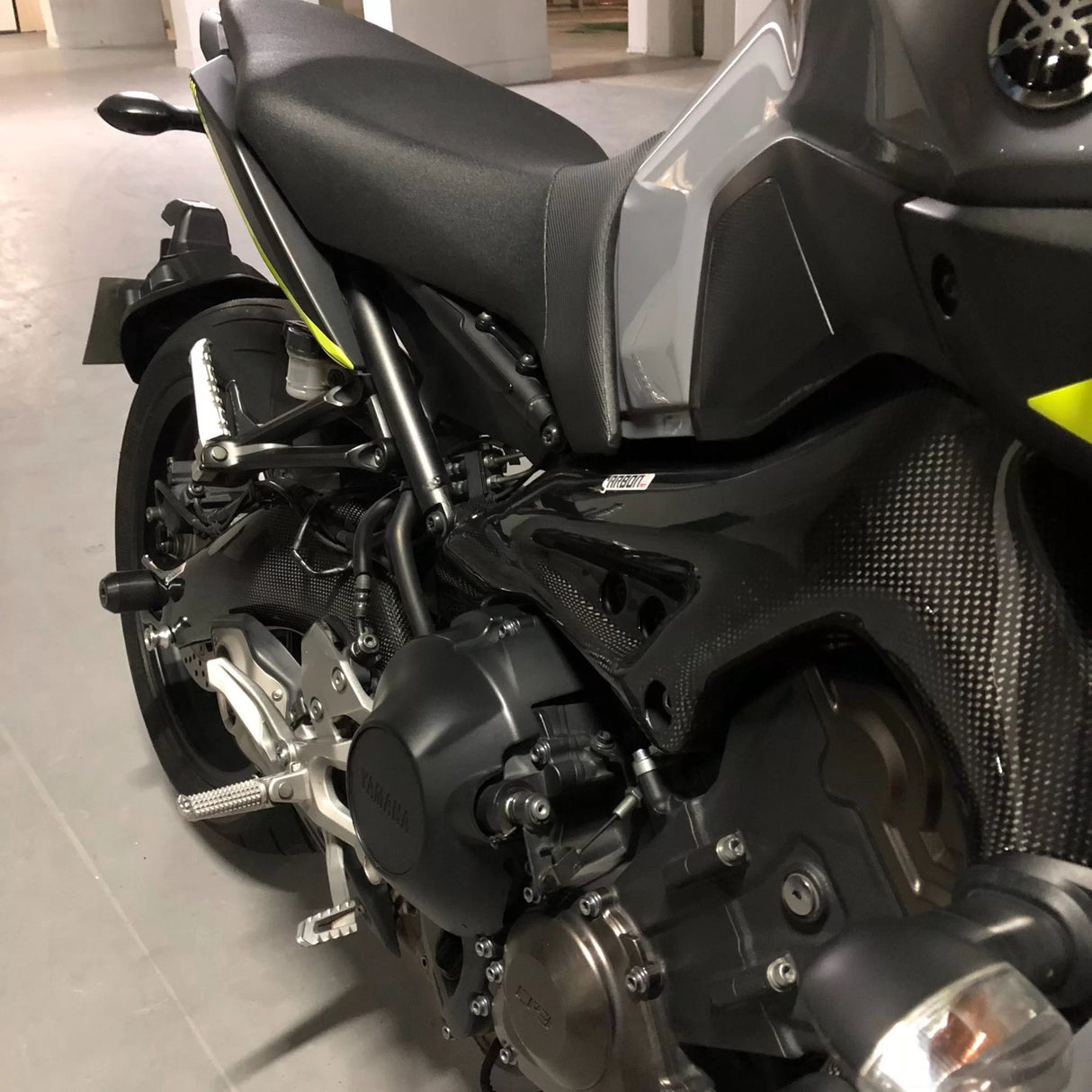 YAMAHA MT09 FZ09 2013-2020 Carbon Fiber Frame Covers