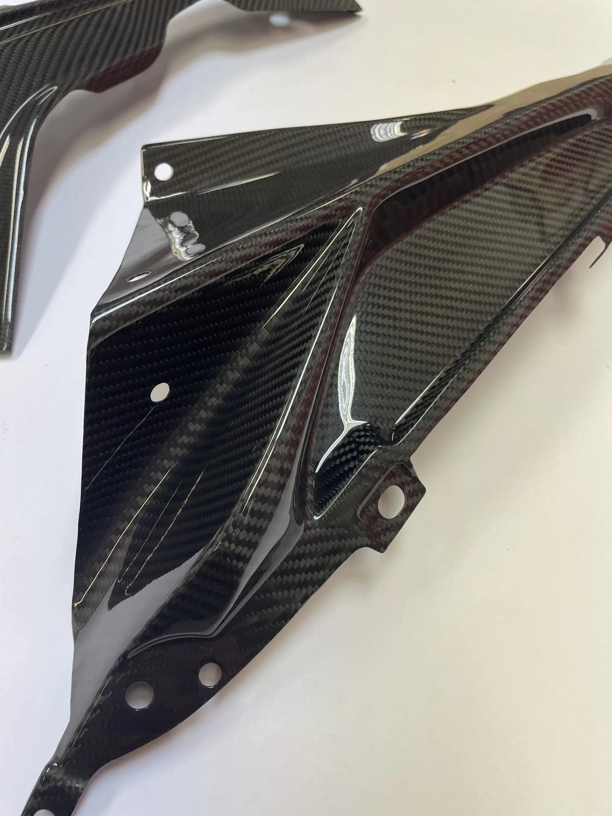 BMW S 1000RR 2009-2014 Carbon Fiber Air Infill Panels