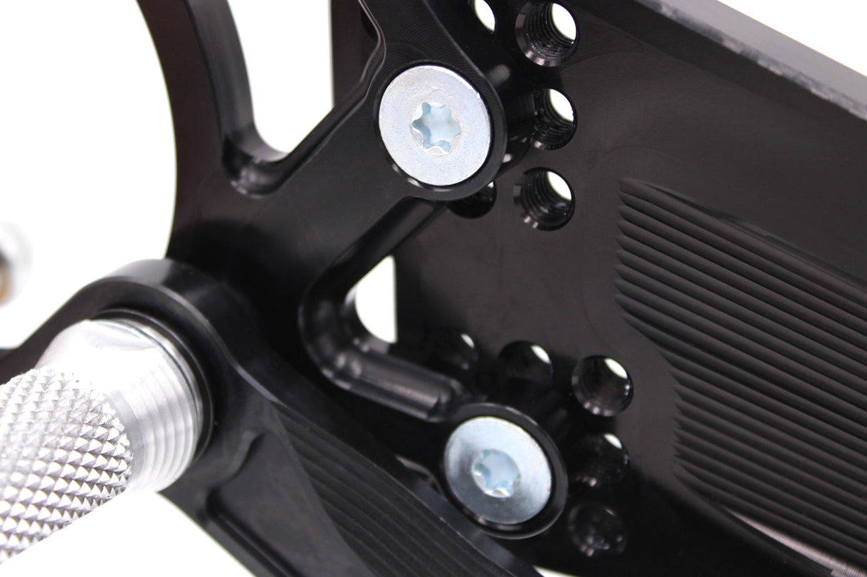 Rear Set Yamaha R1 (2007-2008)