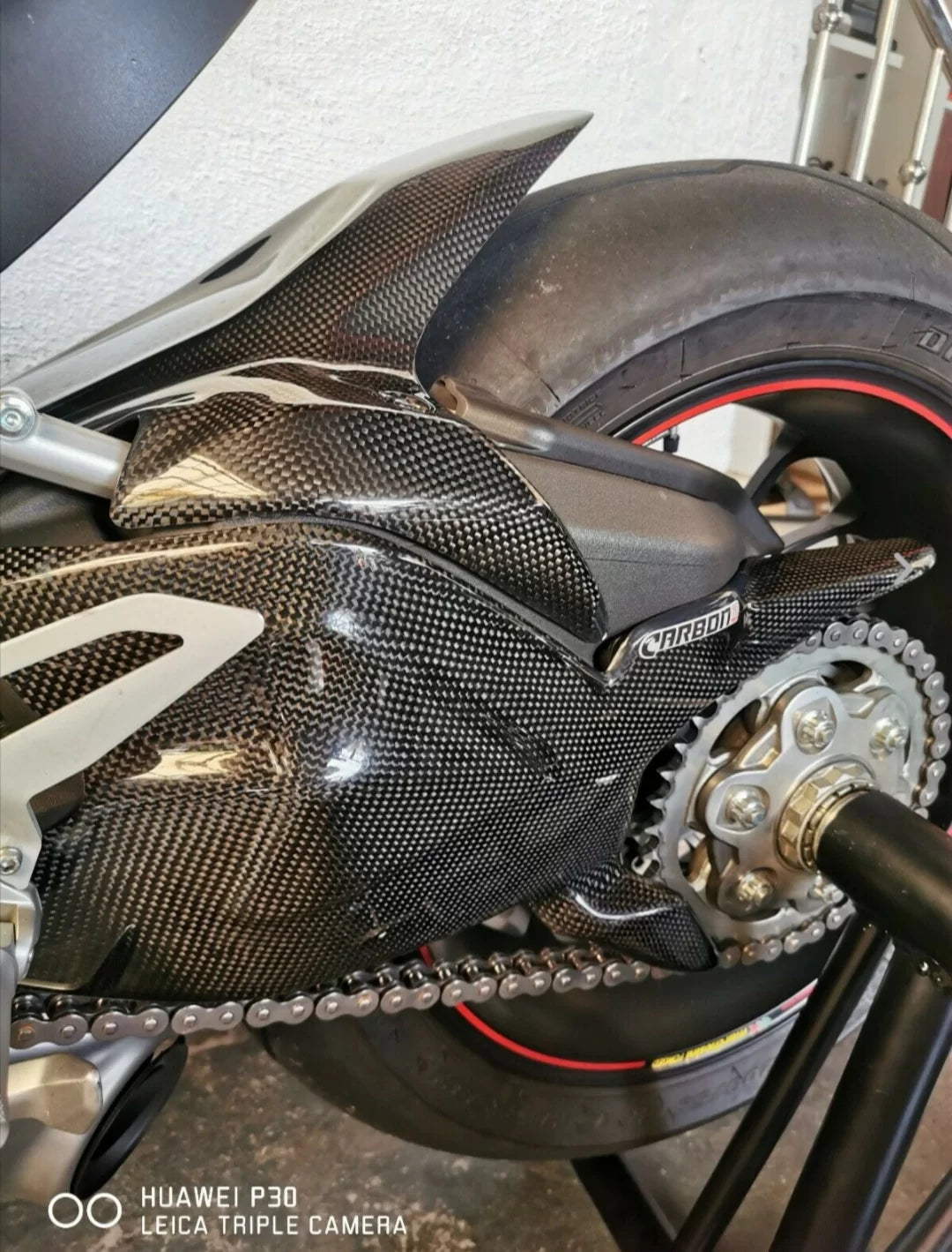 DUCATI Panigale 1199/1299 Carbon Fiber Swingarm Cover