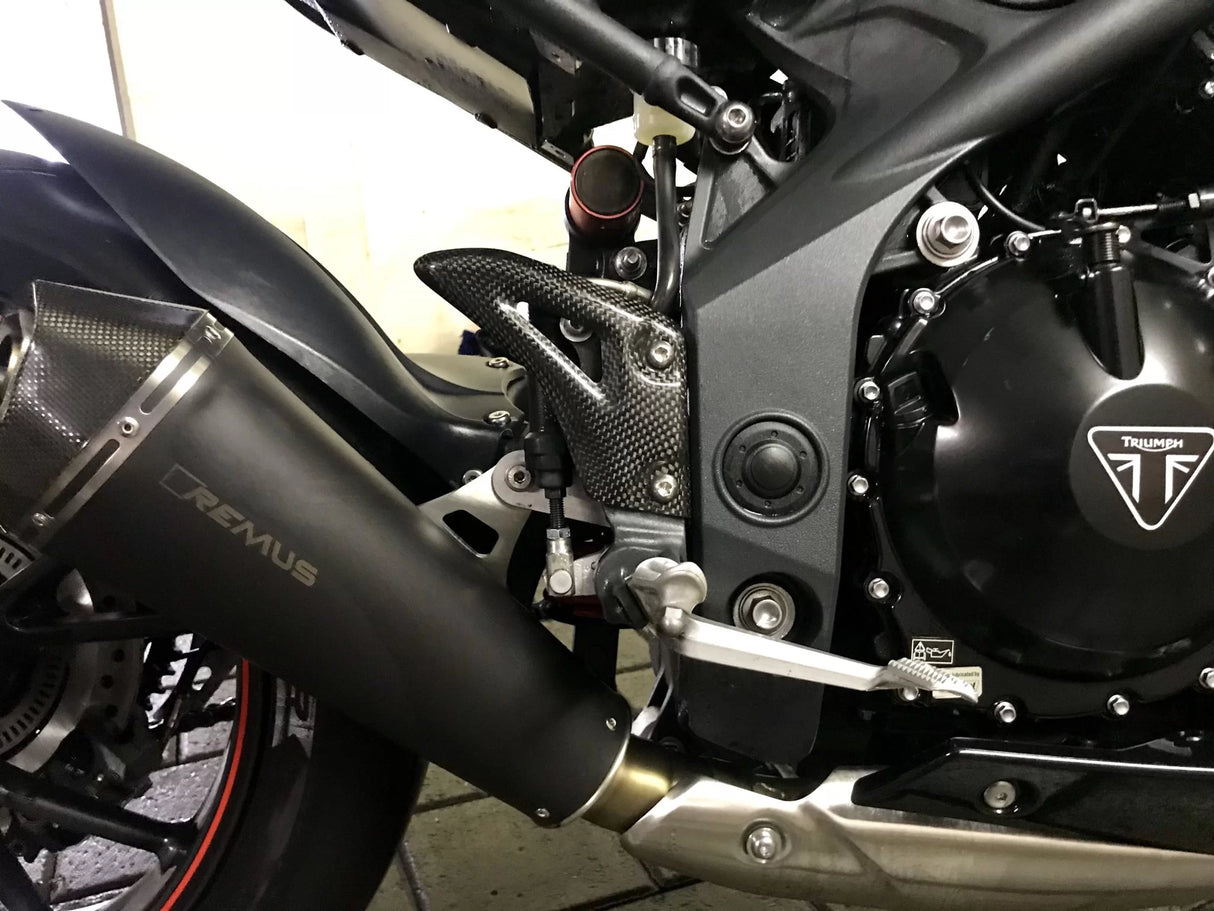 TRIUMPH Speed Triple 1050 2011-2015 Carbon Fiber Heel Plates