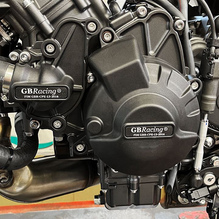 MT-09, FZ-09, TRACER & SCRAMBLER ENGINE COVER SET 2021-2024